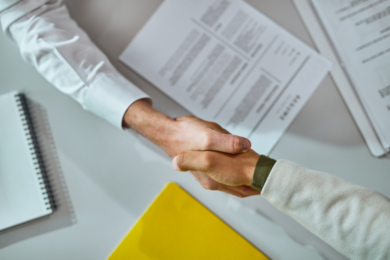 Congratulations, you are hired! Pourquoi Nous Rejoindre 1